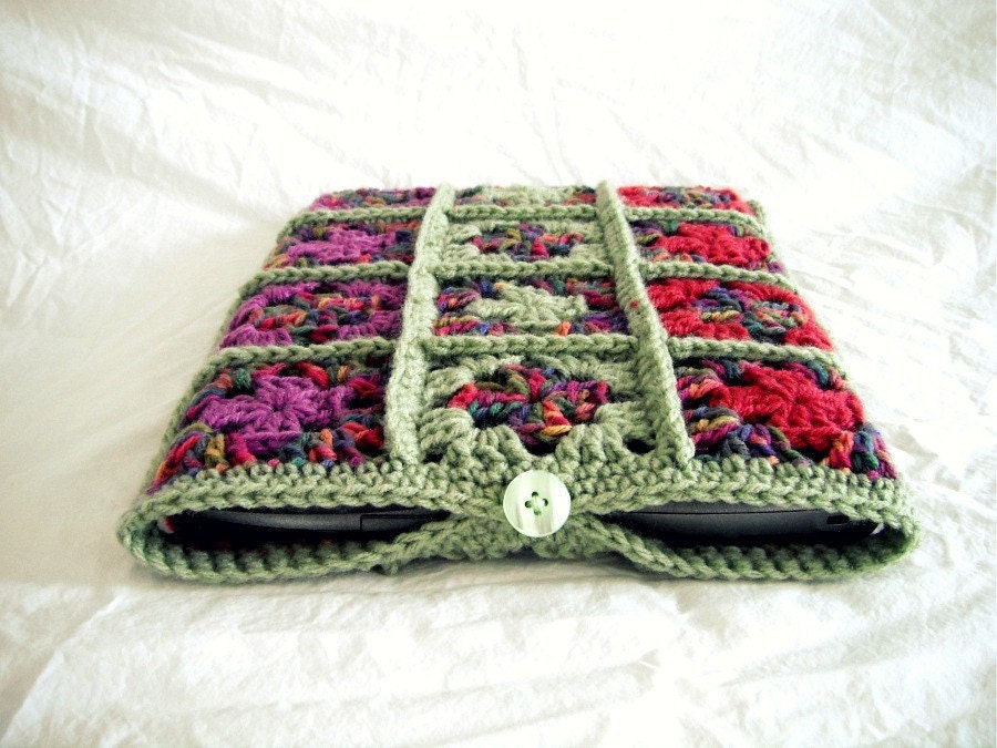 Crocheted Granny Square 13 inch Laptop Sleeve - Green