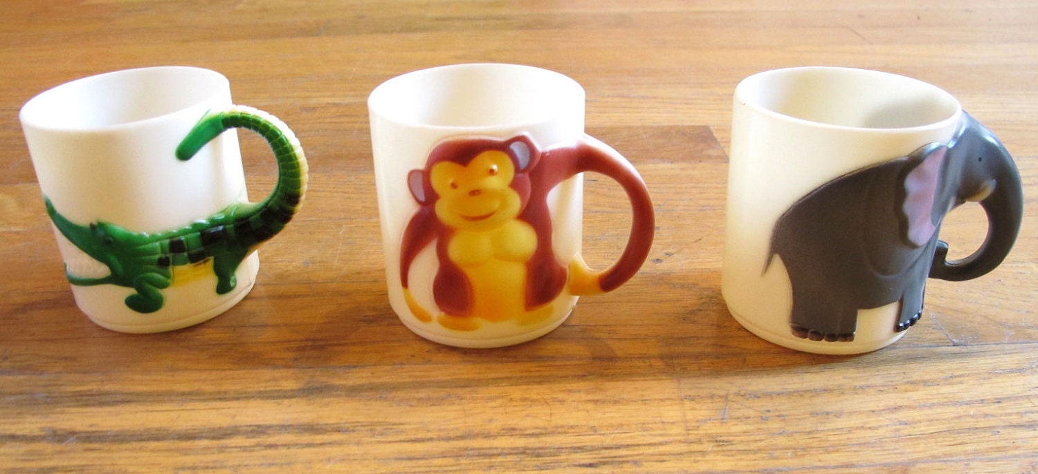3 Stacking Set of Childrens Cups Monkey, Elephant, Alligator