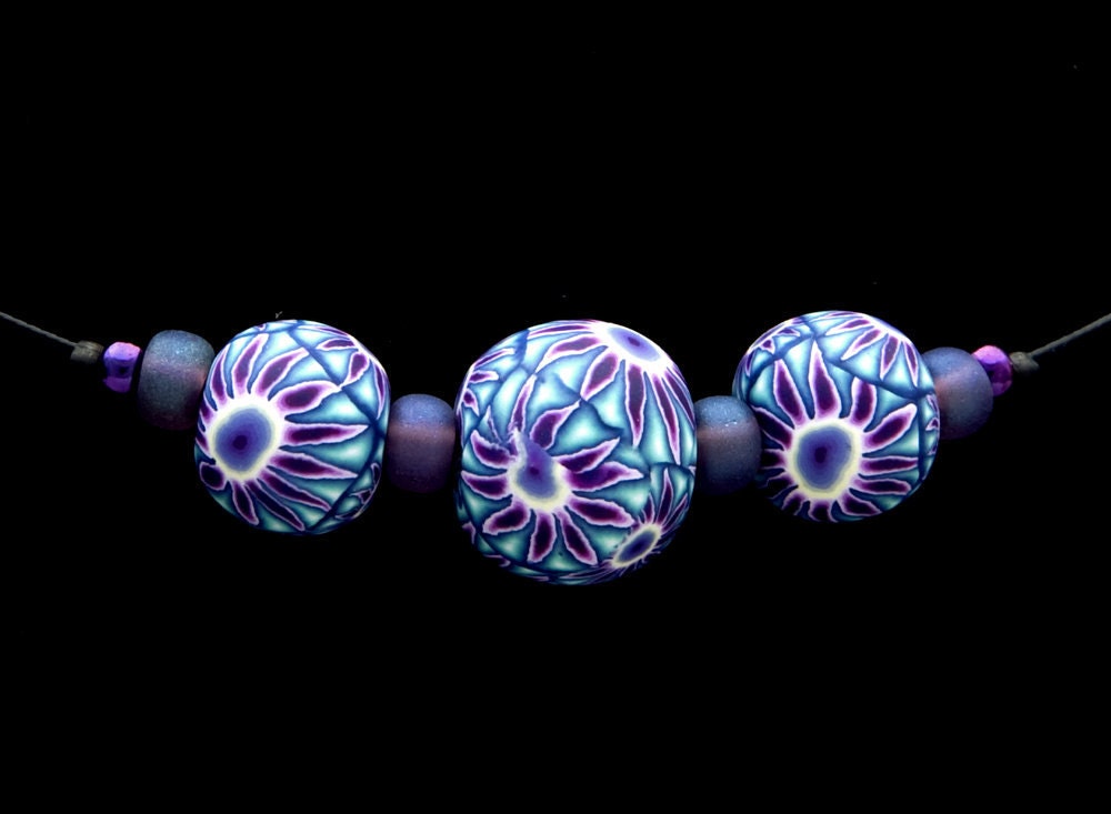 3-Bead Cable Necklace in Violet and Teal