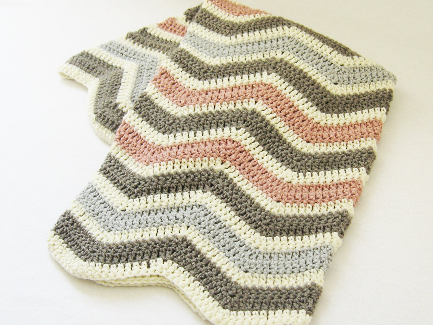 Blanket CROCHET PATTERN Chevron Baby Blanket (with instructions to make in larger sizes) Instant Download
