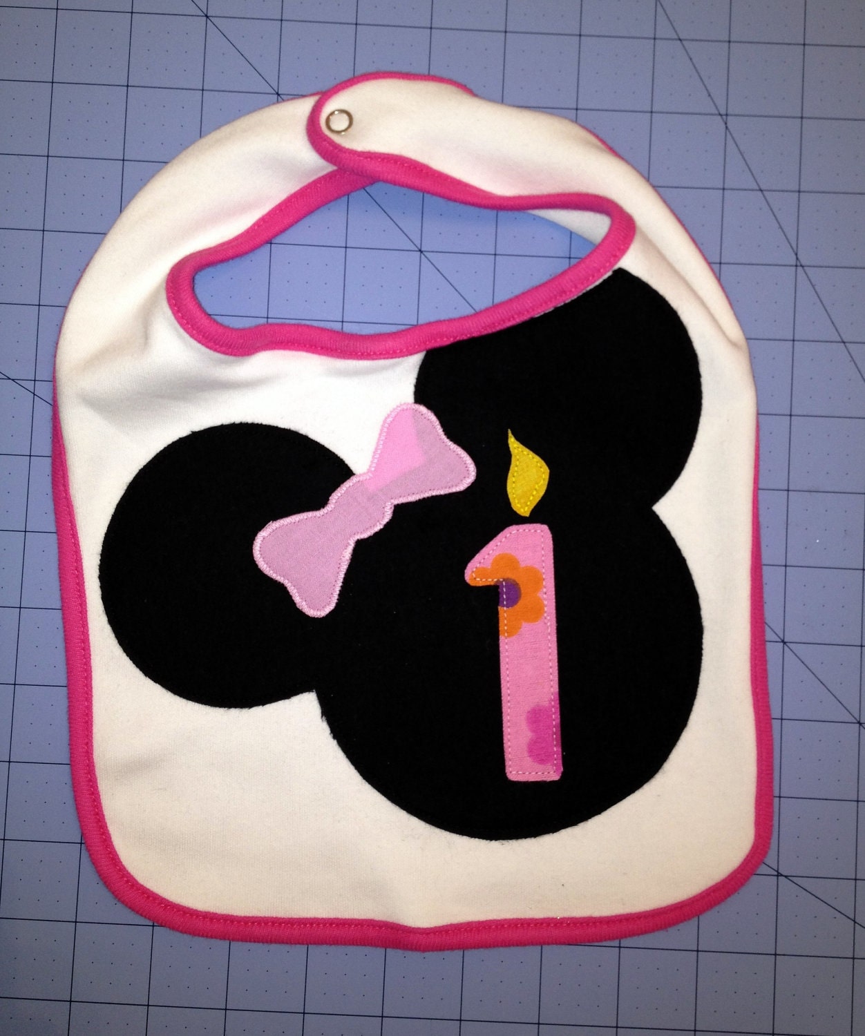 MINNIE MOUSE birthday bib