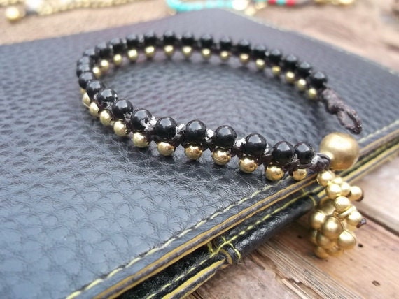 Black balls brass bracelet