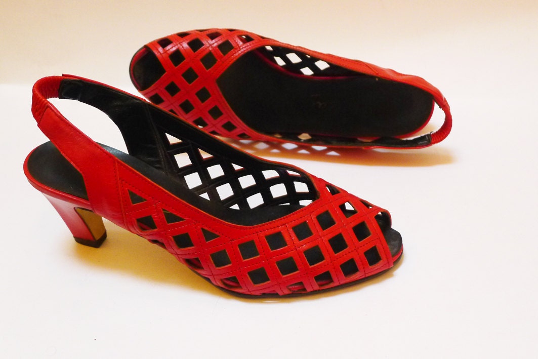 80s cherry red leather peep toe diamonds cutout sandals heeled shoes Eur 37 / US 5.5