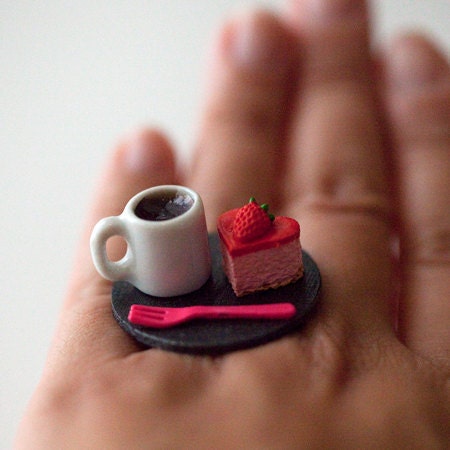 Kawaii Cute Japanese Miniature Food Ring - Coffee with Strawberry Heart Shaped Cake