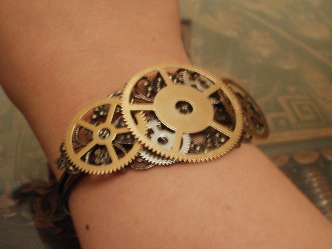 Steampunk Gear Bracelet - Large