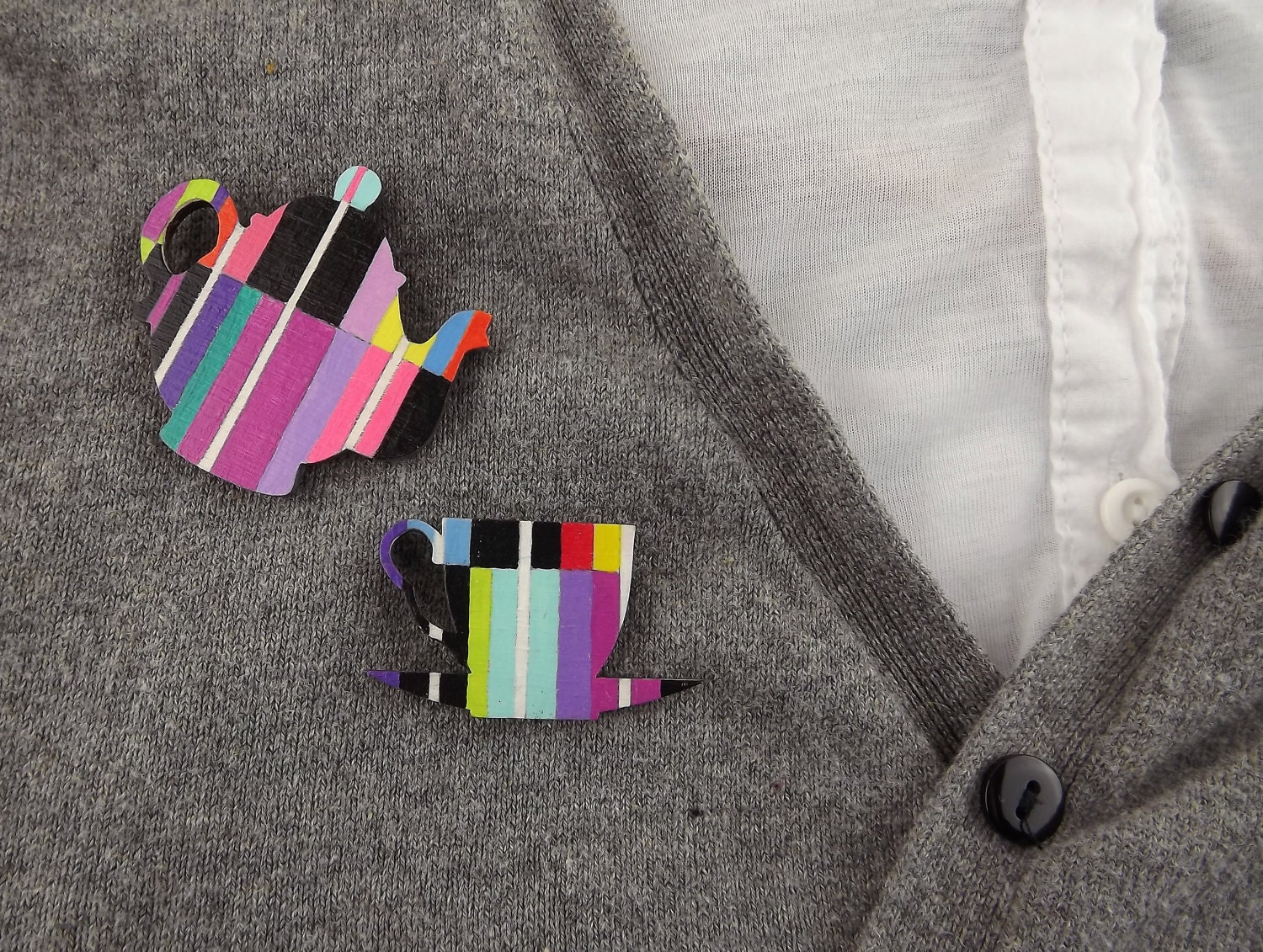 Geometric Brooch Neon Tea Pot Cup