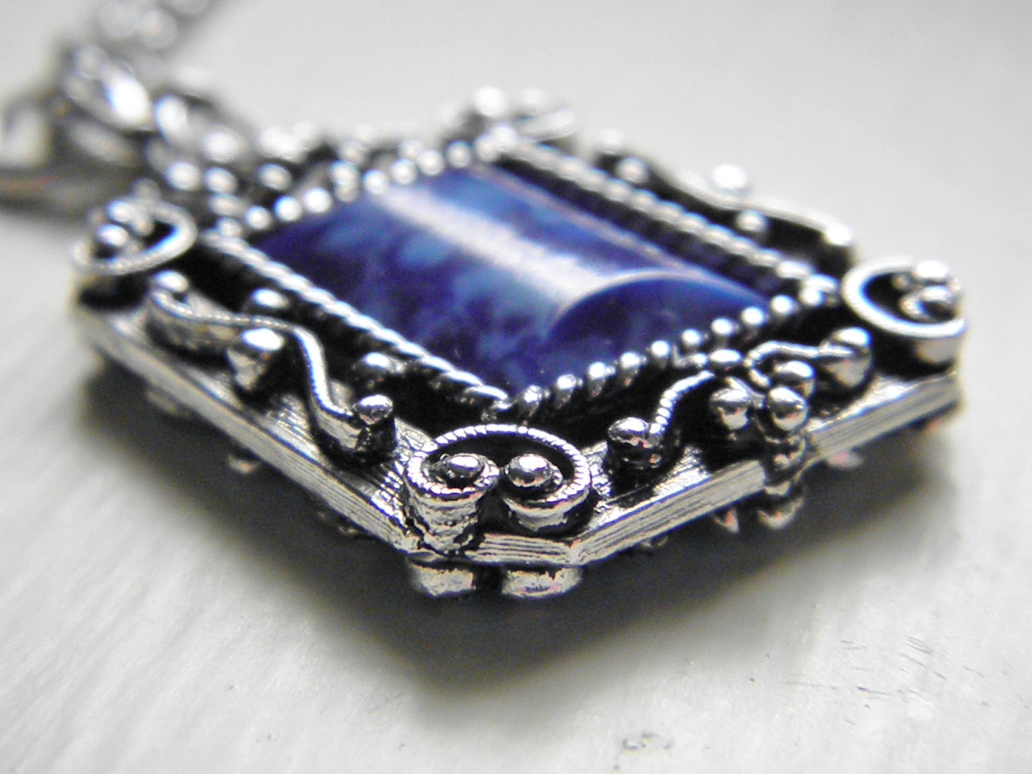 Vintage Lapis Lazuli Blue Pendant Necklace