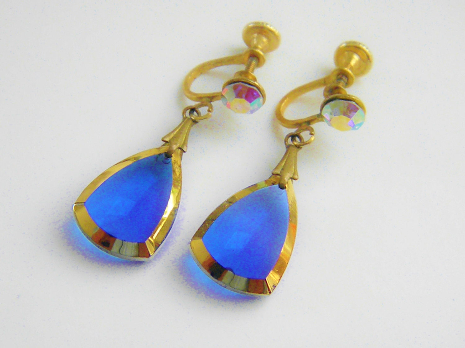 ReSeRveD for BB - Vintage Blue Glass Drop Dangle Earrings, 60s, screw back