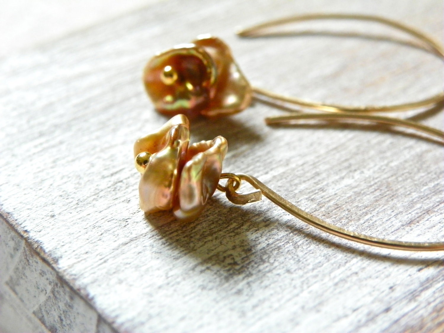 Pearl Earrings with 14k Gold. Organic, Hammered Earrings with Bronze Pearls. Free Shipping.