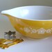 Vintage Pyrex Mixing Bowl - Butterfly Gold 2 - White on Gold Pyrex Cinderella Mixing Bowl 4 Quart