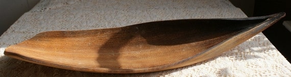 Treasury Item. Catchall. Natural Leaf Wooden Sculptural Plate