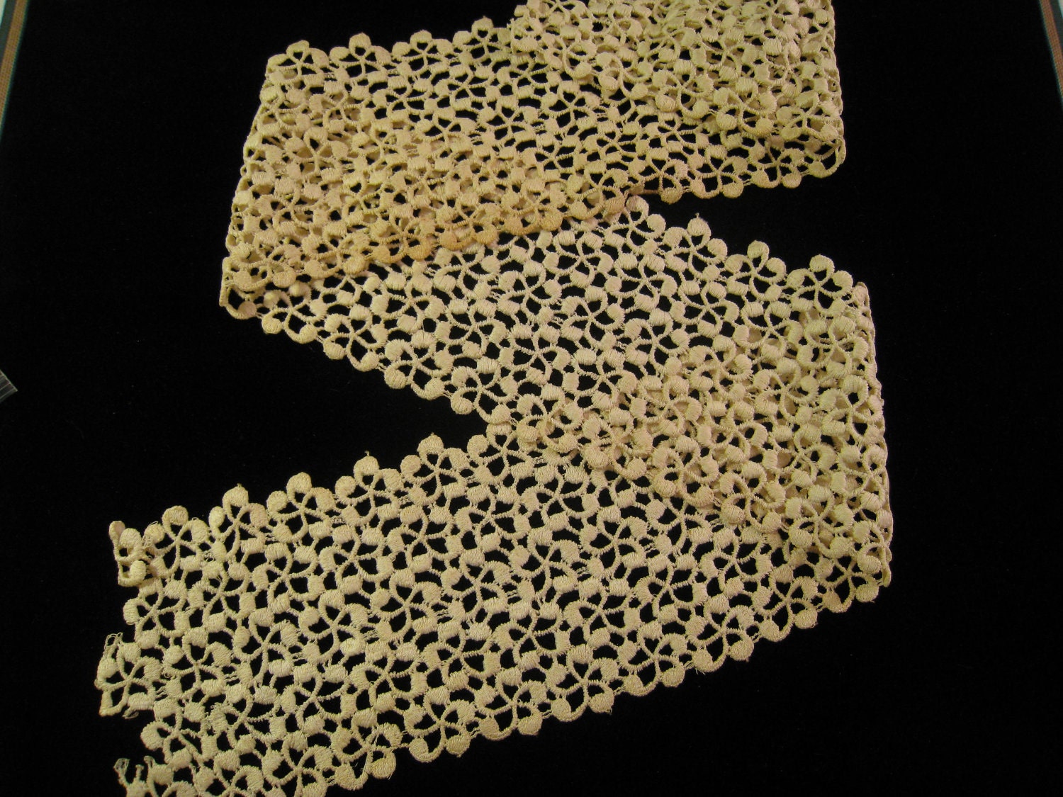 Vintage Decorative Wide Cotton Lace