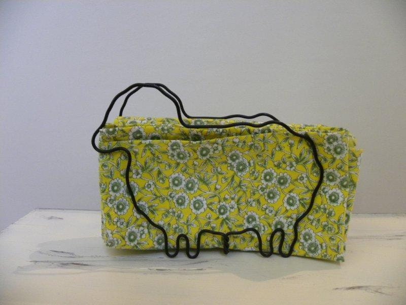 FINAL REDUCTION Wire Sheep Napkin Holder