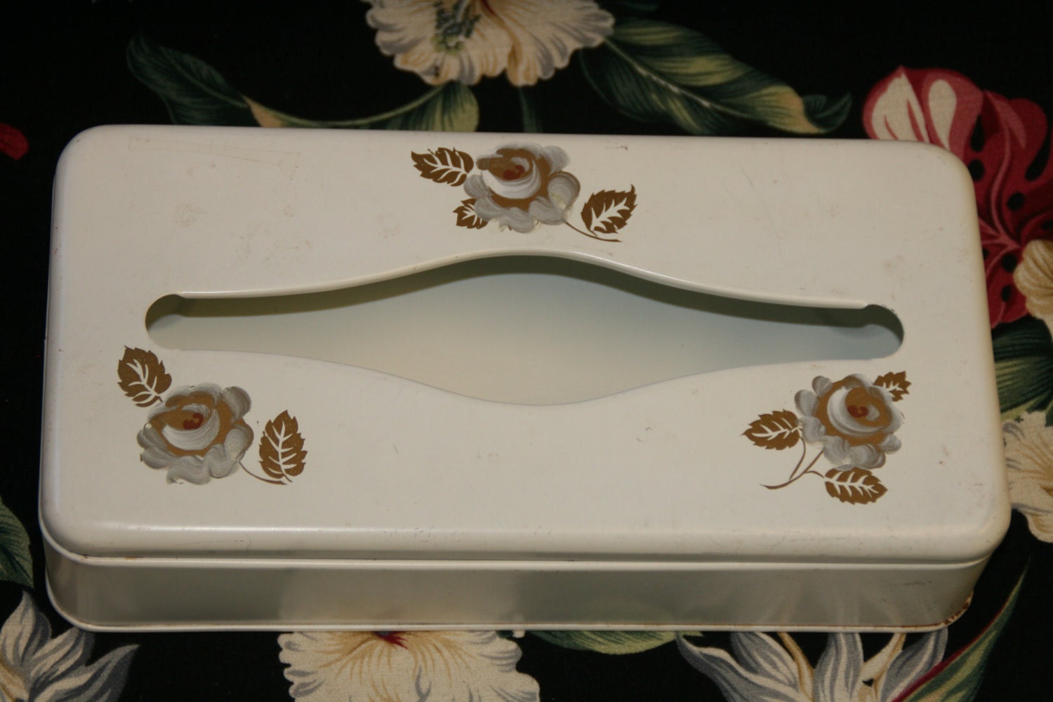 Vintage Ransburg Metal Tissue Holder - Pre-1960's - Off-White With Gold