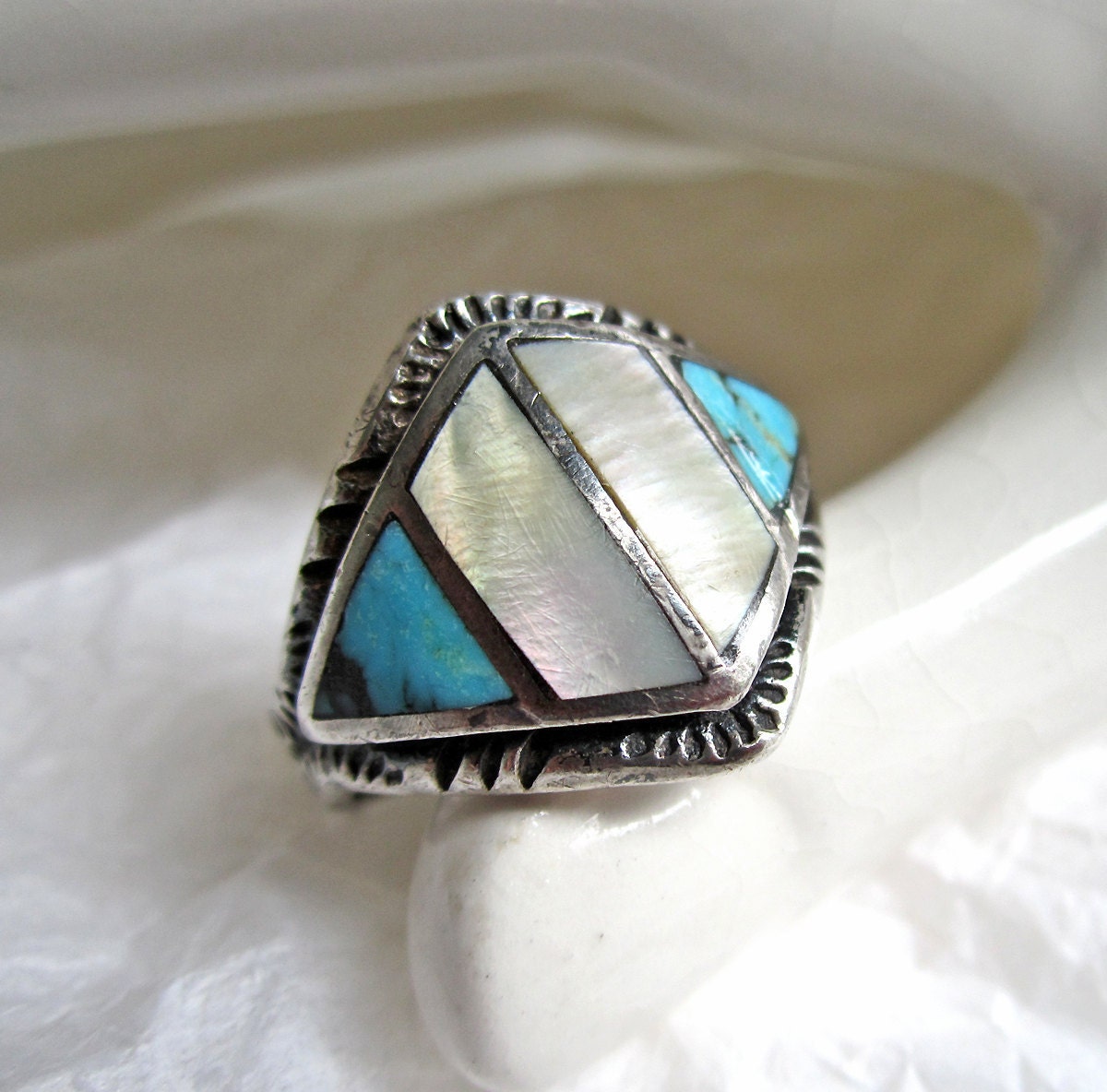 Vintage Southwest Sterling Turquoise MOP Men's Ring signed