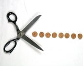Wood buttons - set of 8 buttons with 4 holes - 2.5cm 1"