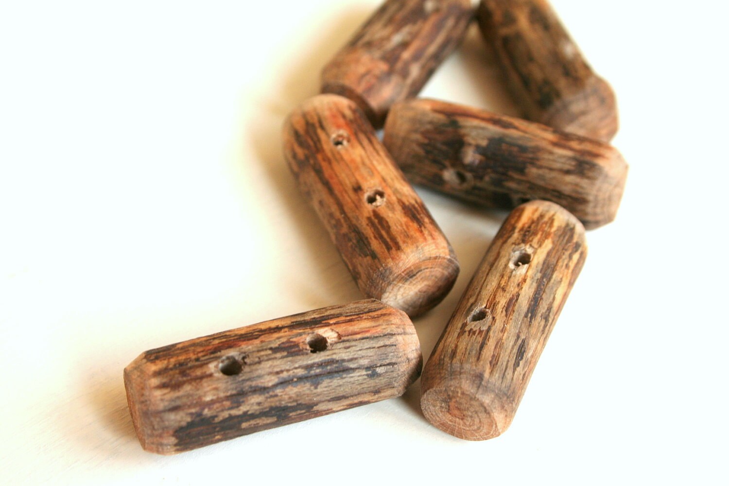 Wooden toggle buttons - oak wood - chunky - set of 6 - with 2 holes - craft, fiber, yarn projects, journals, bags, coats - by Ligamentum