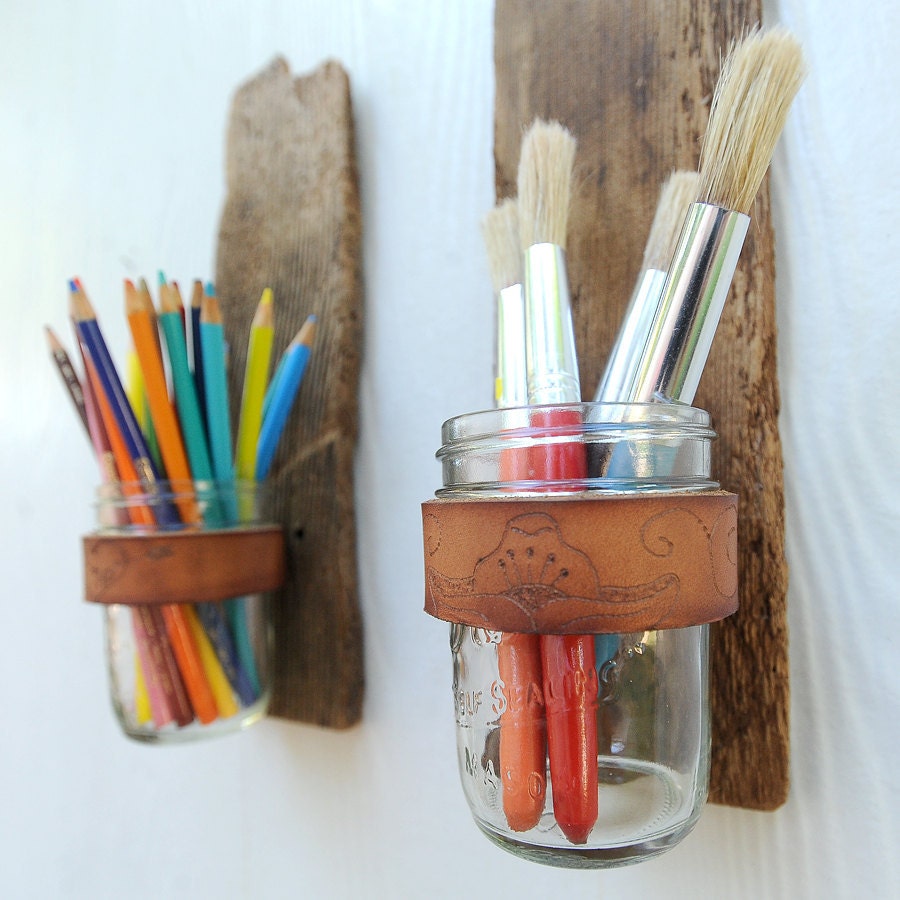Bottoms Up branded mason jar sconce, rustic reclaimed wood fence picket wall decoration, can be rotated 180 degrees