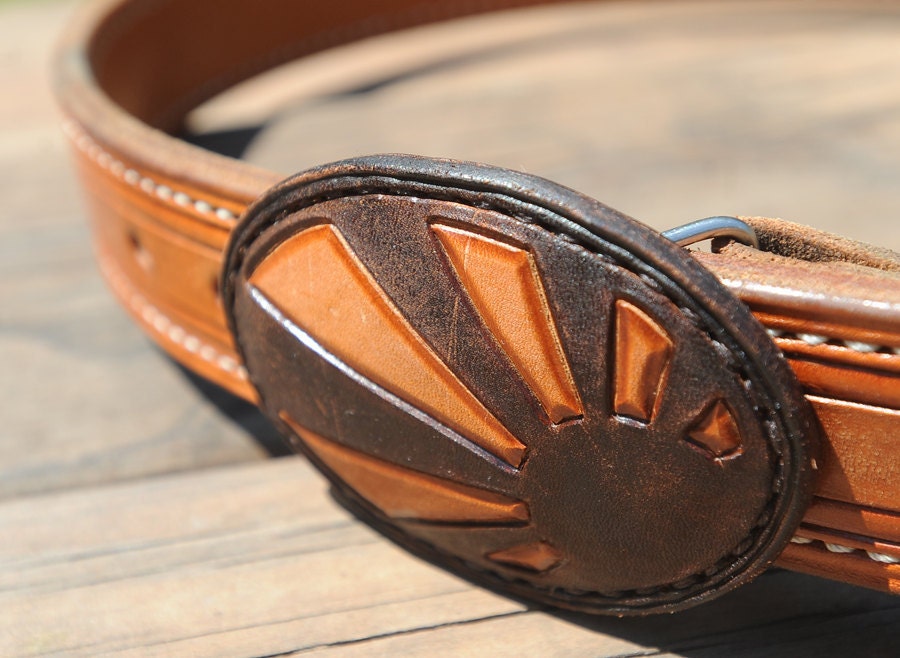 Japanese rising sun brown and tan leather belt buckle