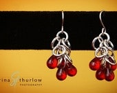 beaded dangle earrings chainmaille - red
