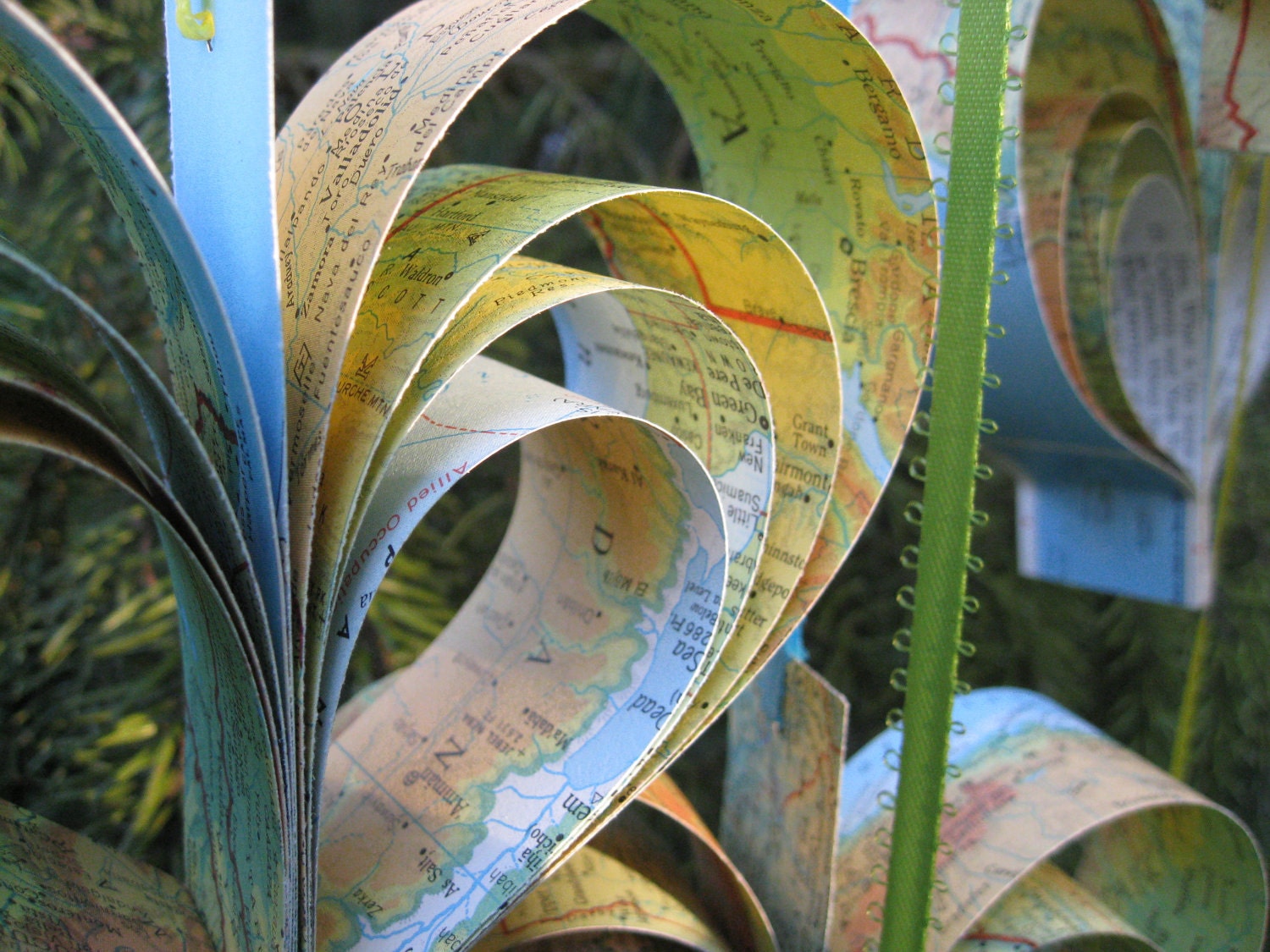 10 Vintage Map Hearts, In Rainbow Colors.  Wedding, Shower, Birthday, Decoration. Any Color Or Book Available. Custom Orders Welcome.
