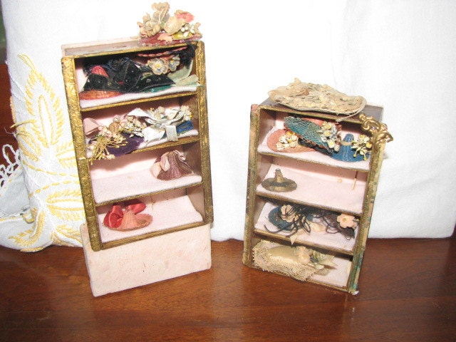 Antique Miniature Millinery Shop Shelves 16 Victorian Hats Doll House