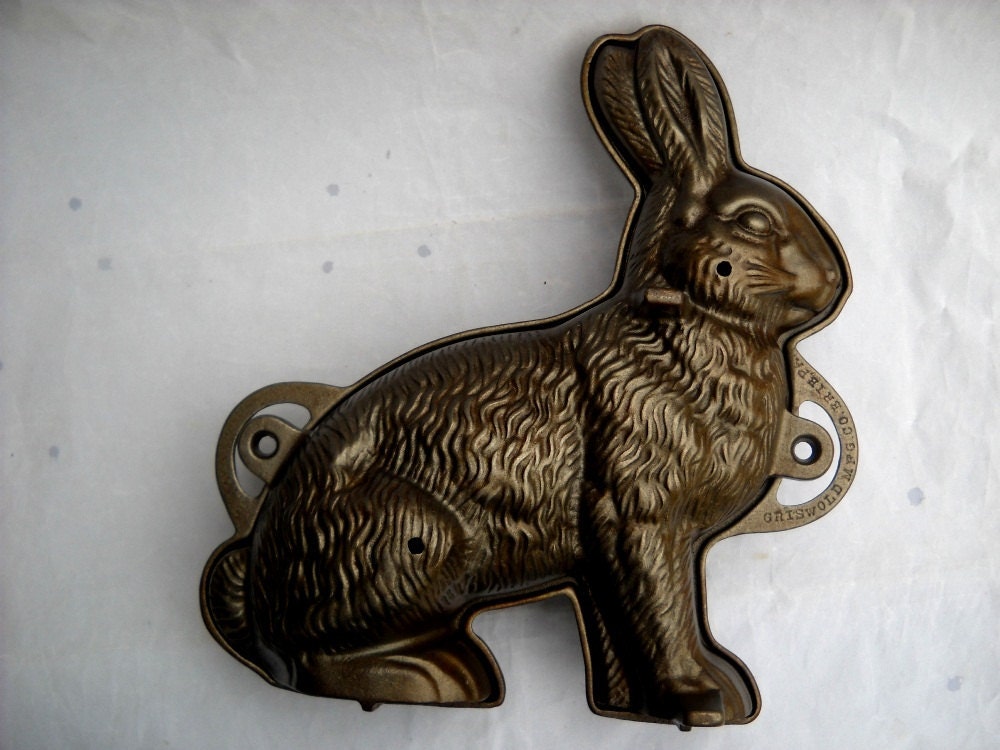 Vintage Griswold Cast Iron Rabbit Mold by gasman201 on Etsy