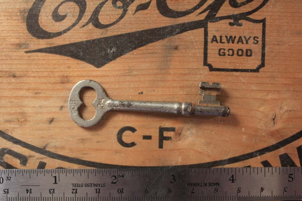 003 - Antique Skeleton Key - Corbin P4