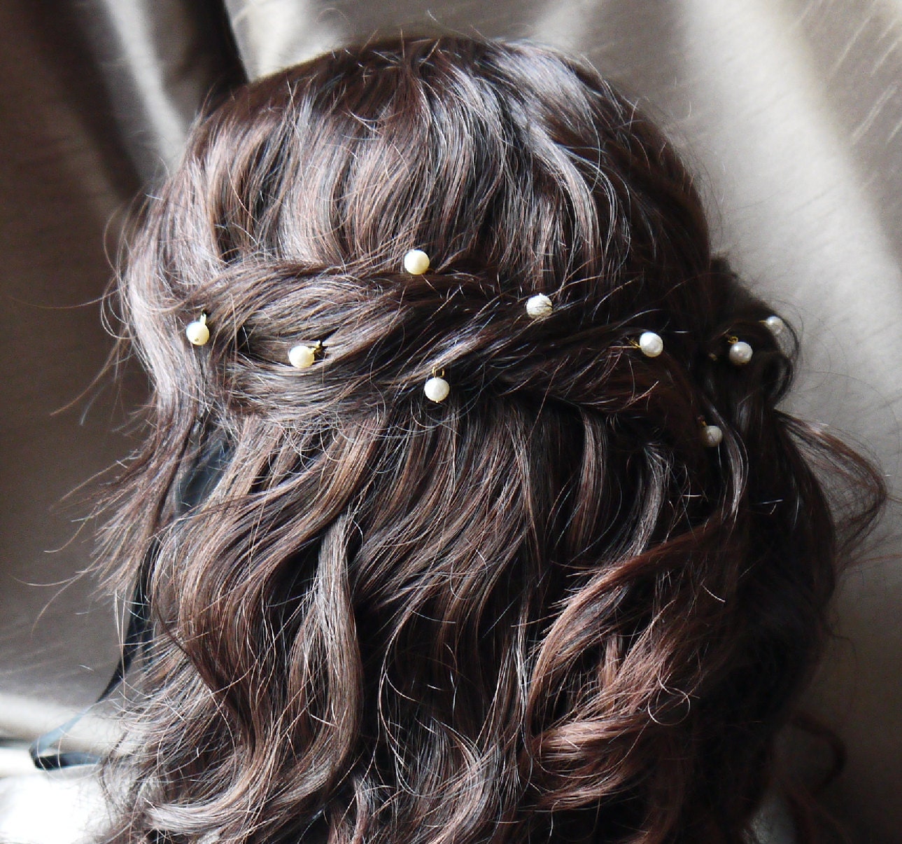 12 freshwater ivory round pearl hair grips / pins for wedding or prom, gold