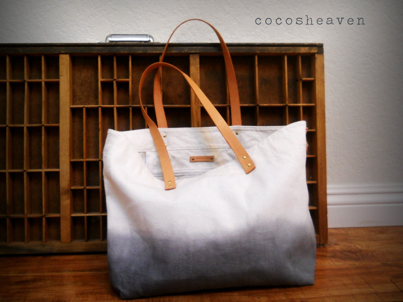 TOTE BAG..gray (with leather strap)...medium size