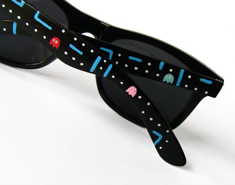 Sunglasses - Custom Wayfarer style sunglasses Pacman unique hand painted Pac-man