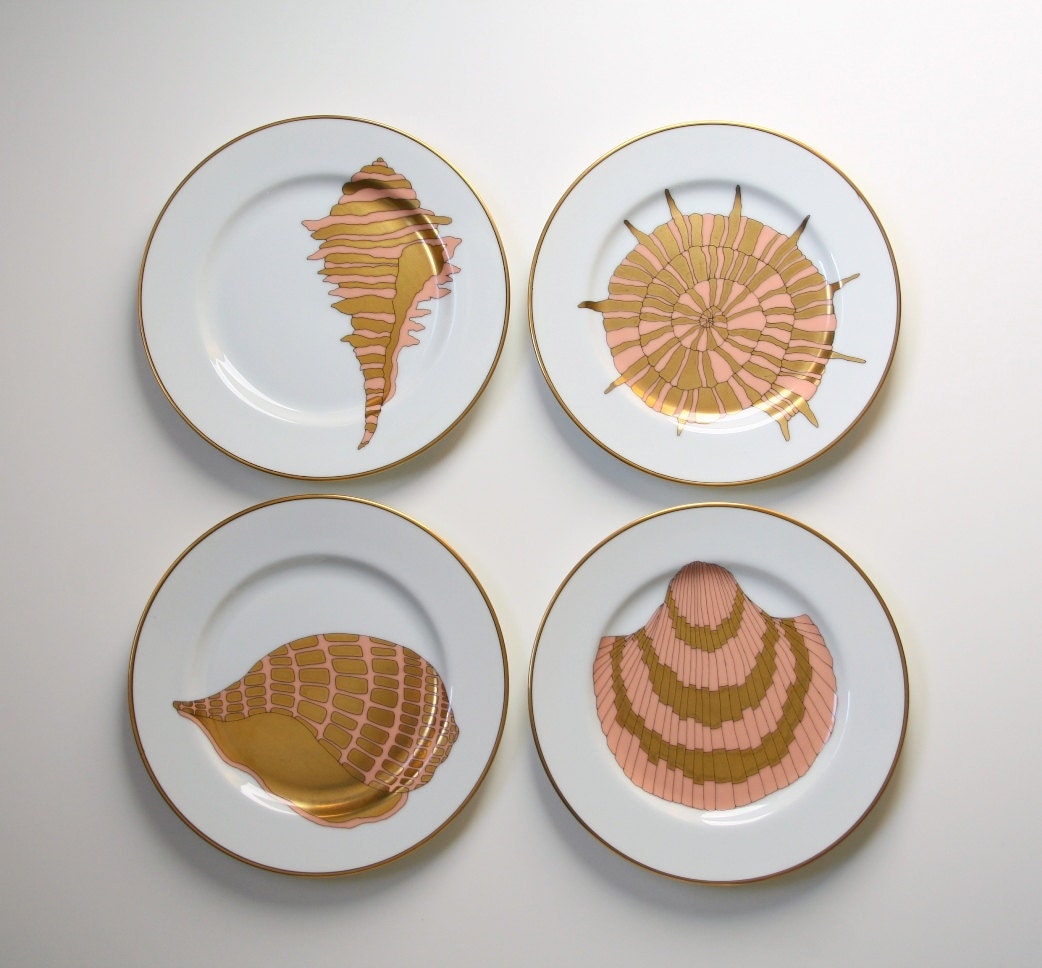 Sea shells, Dessert plates, Salad plates Fitz and Floyd, shell pattern, "Coquille d'Or"
