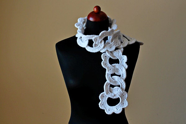 Crochet Pattern Flowers And Rings Scarf
