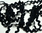 5 yards 1/2" Black Rick Rack Trim - Polyester
