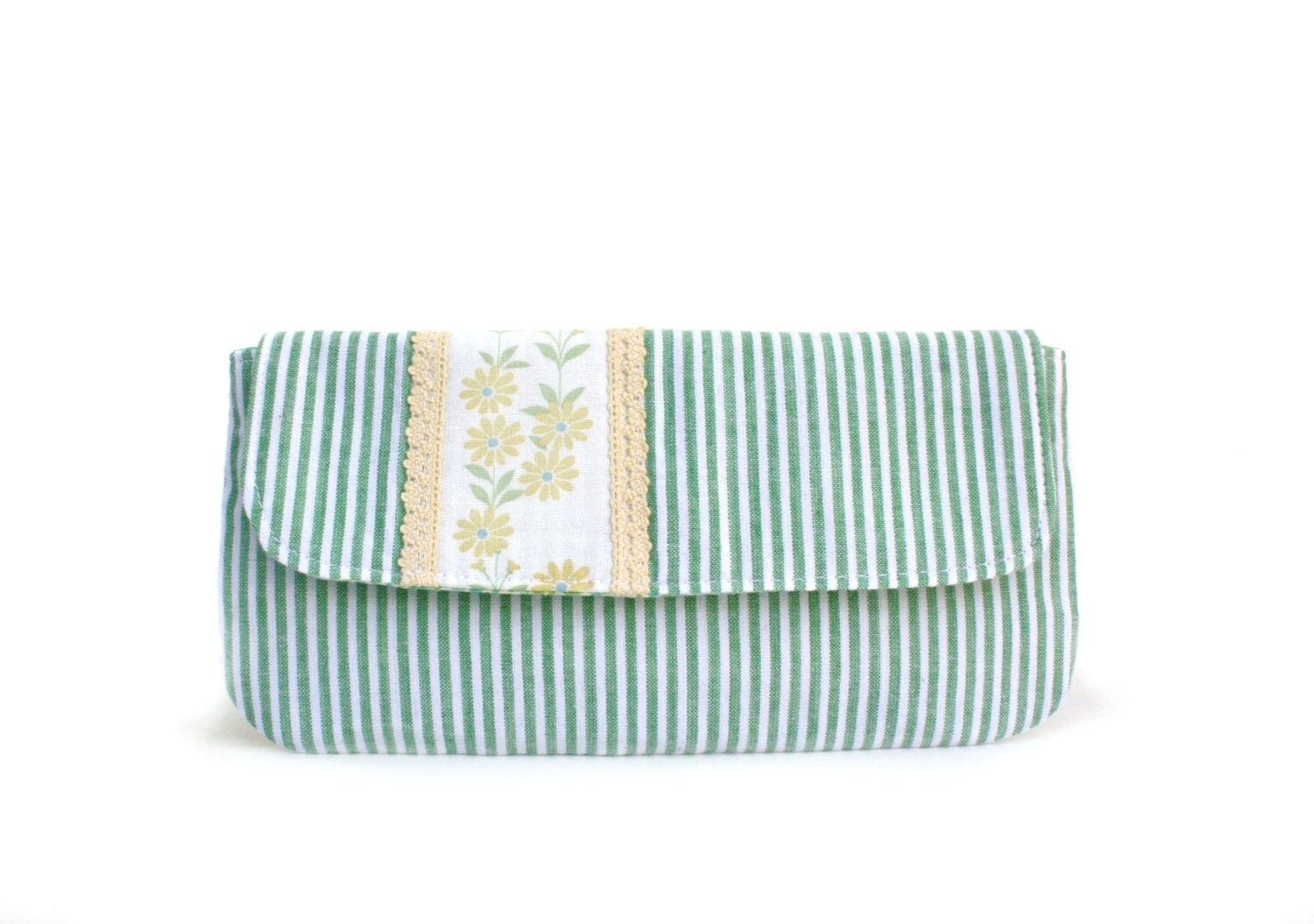 Daisy Chain Wristlet, Clutch, Wallet, Purse in Green, White and Yellow