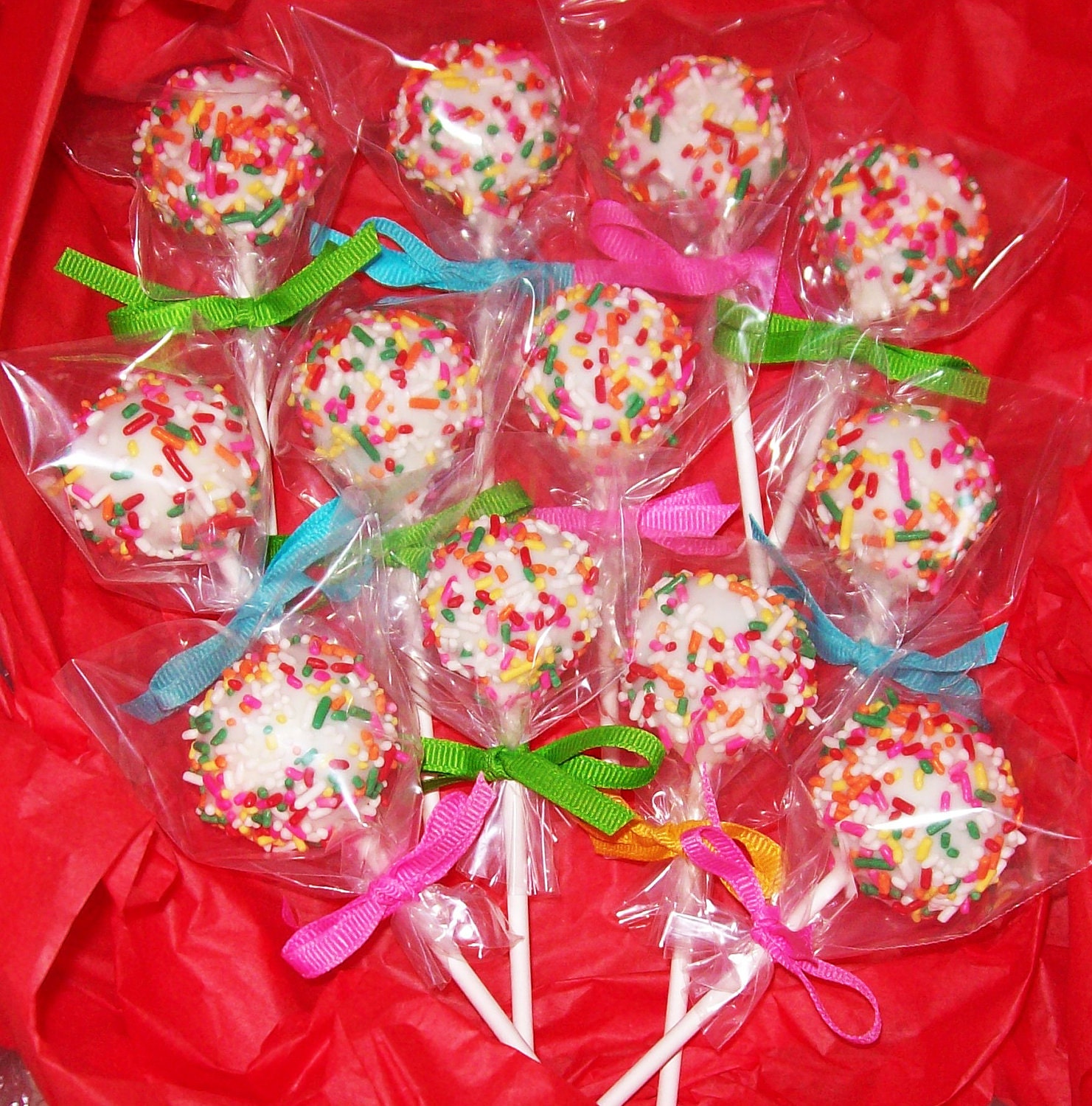 Cake Pops Classic Round Pops -- Birthday Cake favors
