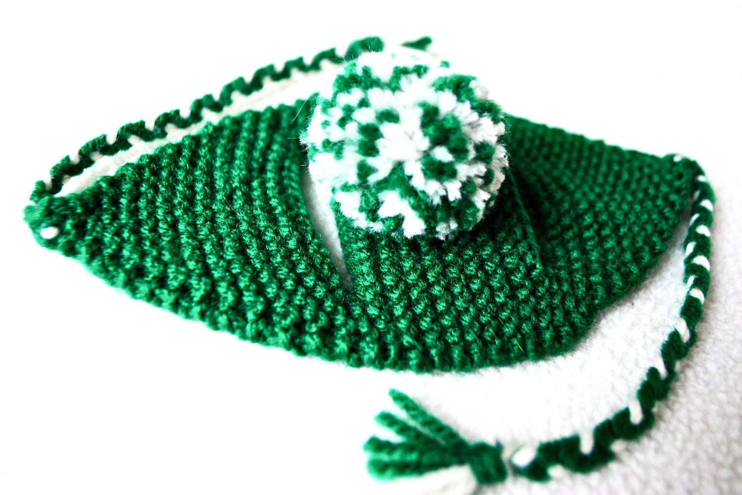 Pom Pom Cat Hat - Green and White