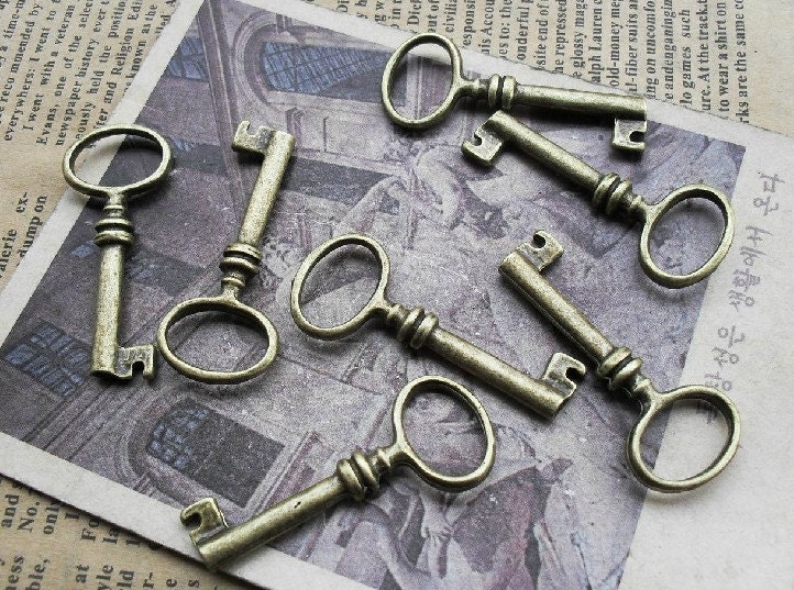 10 pcs 16x40mm  Antique Bronze the Key