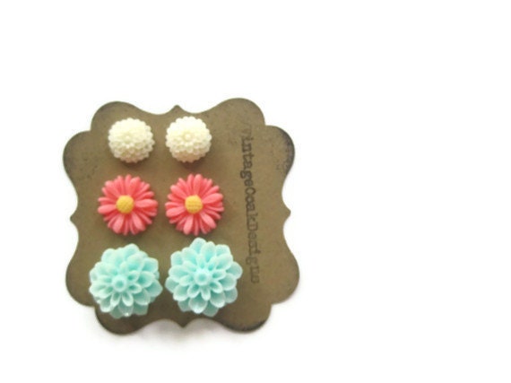Coral, Seafoam & White Flower Earrings, 6pc.Set, Summer Colors, Beach Wedding Bridesmaid Earrings