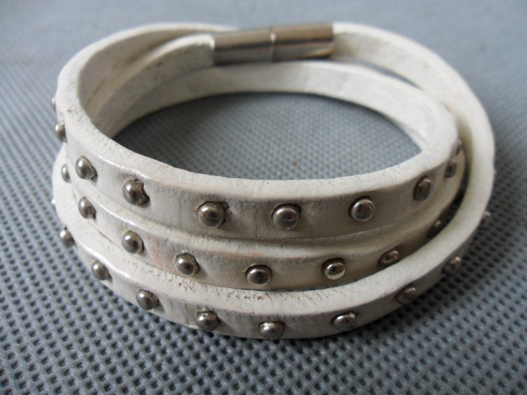jewelry bangle hand-made ivory Leather stainless steel rivet magnet buckle bracelet  1SZ-LH-242