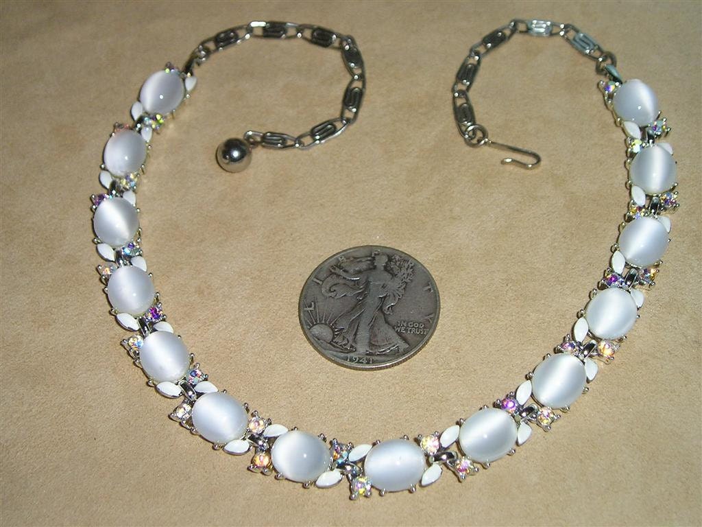 Lisner Necklace Vintage Glass Moon Stone Rhinestone Cabochon 1960's Signed Jewelry H9