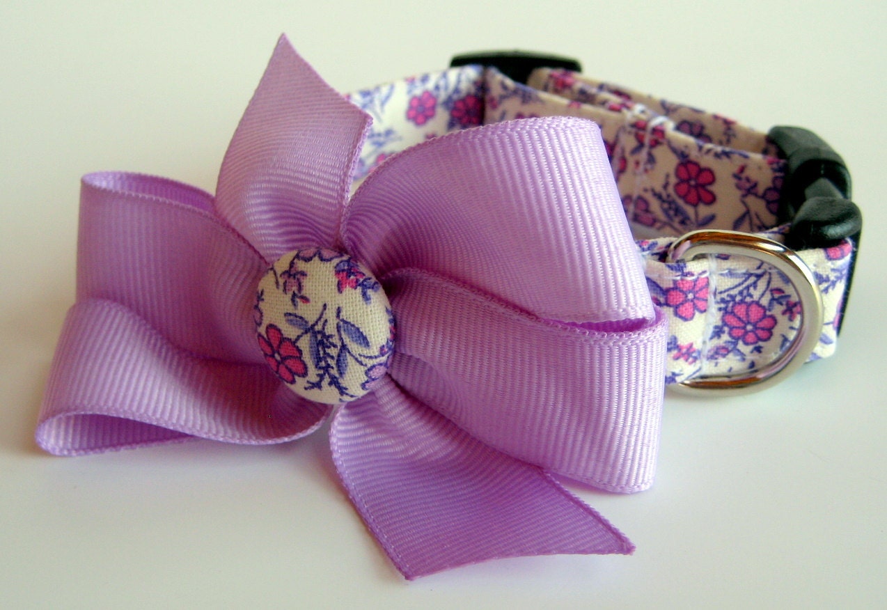 Purple Prim Petaled Dog Collar size Extra Small