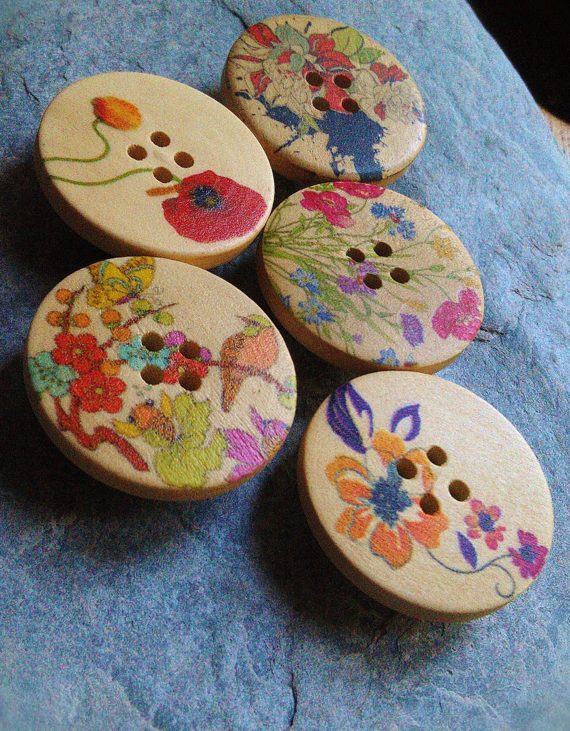 Simply Nature - Set of Five Printed Button Magnets  Liven up your fridge, dishwasher or lacklustre metal surface.