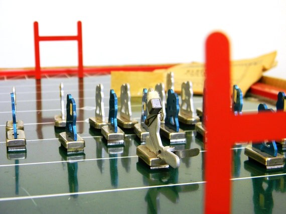 Electric Football Game - Tudor 1949 Tru-Action Electronic Football - Rare . First ever made