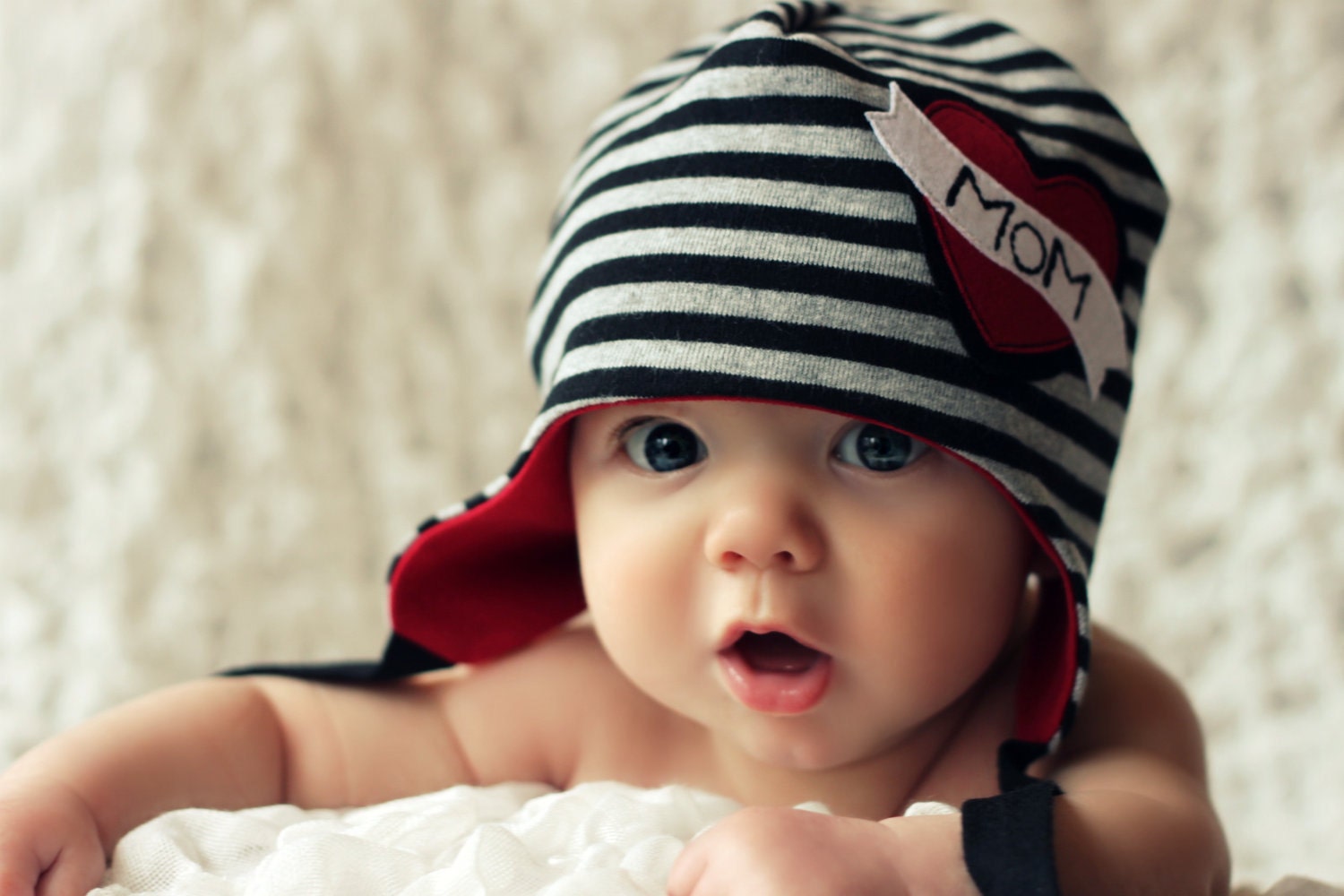 size NEWBORN ONLY - the original LINCOLN earflap beanie, great photography prop