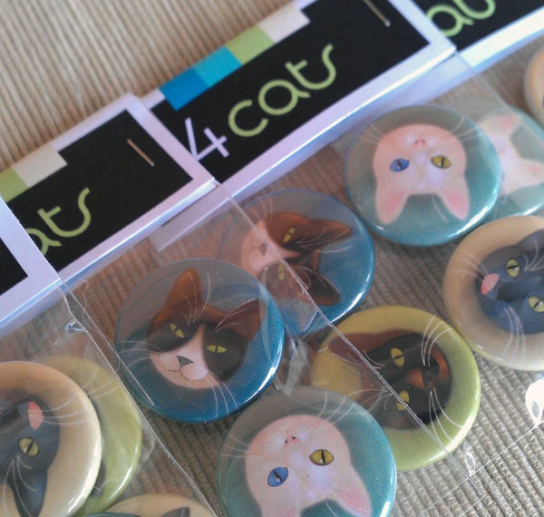 fashion pinback buttons - 1 inch diameter - "4 cats"