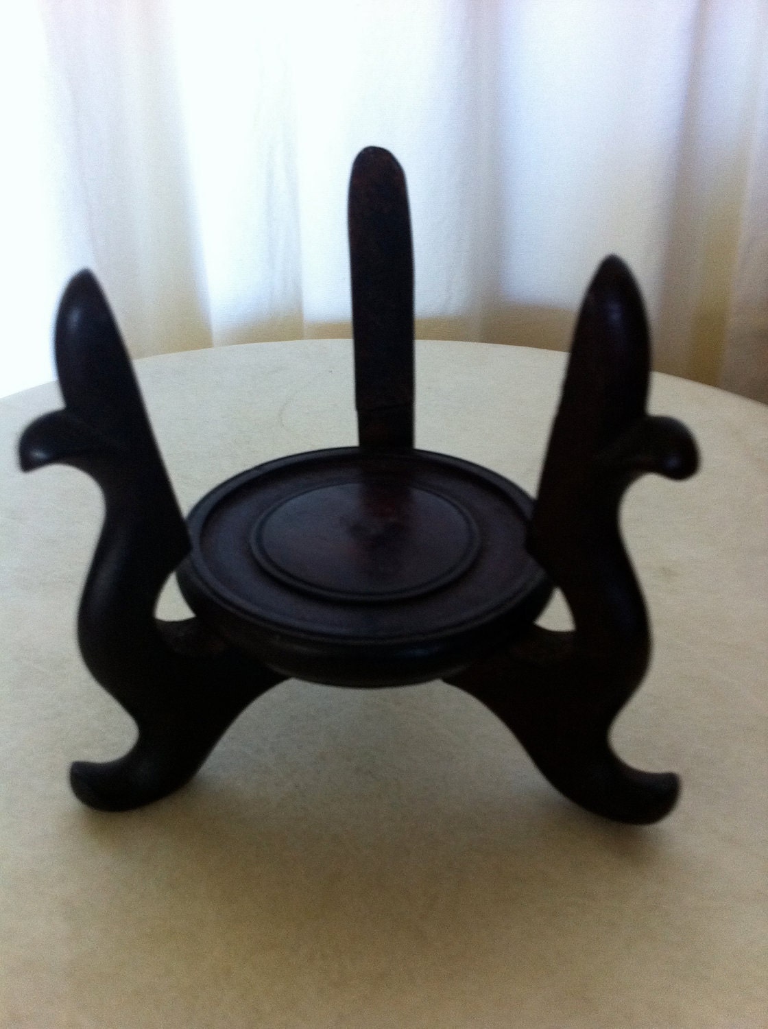 RESERVE - Do not bid Vintage Chinese Rosewood stand