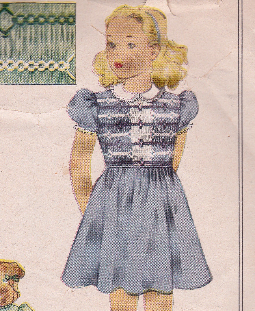 40's Sewing Pattern Mccall 705 Girl Smocked Dress Chain Diamond Peter Pan Collar Puff Sleeve Size 10 Breast 28 Complete