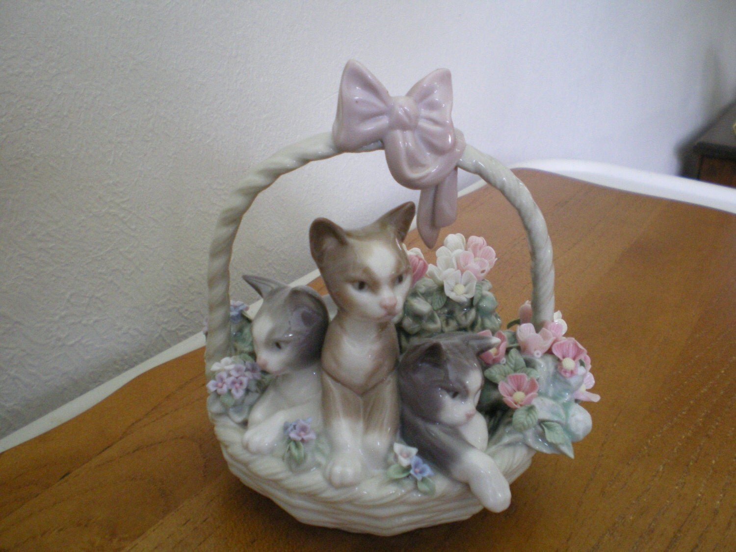 lladro cats in basket