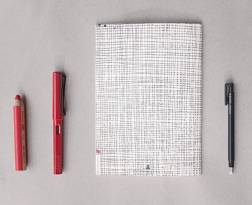 Bug me & Dot line. 2 Notebooks in recycled paper.